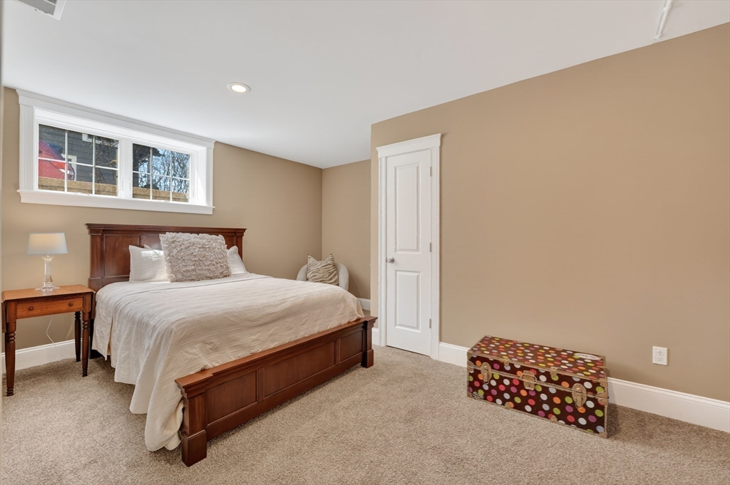 176 Melrose Avenue Needham, MA 02492 - Photo 38 of 41