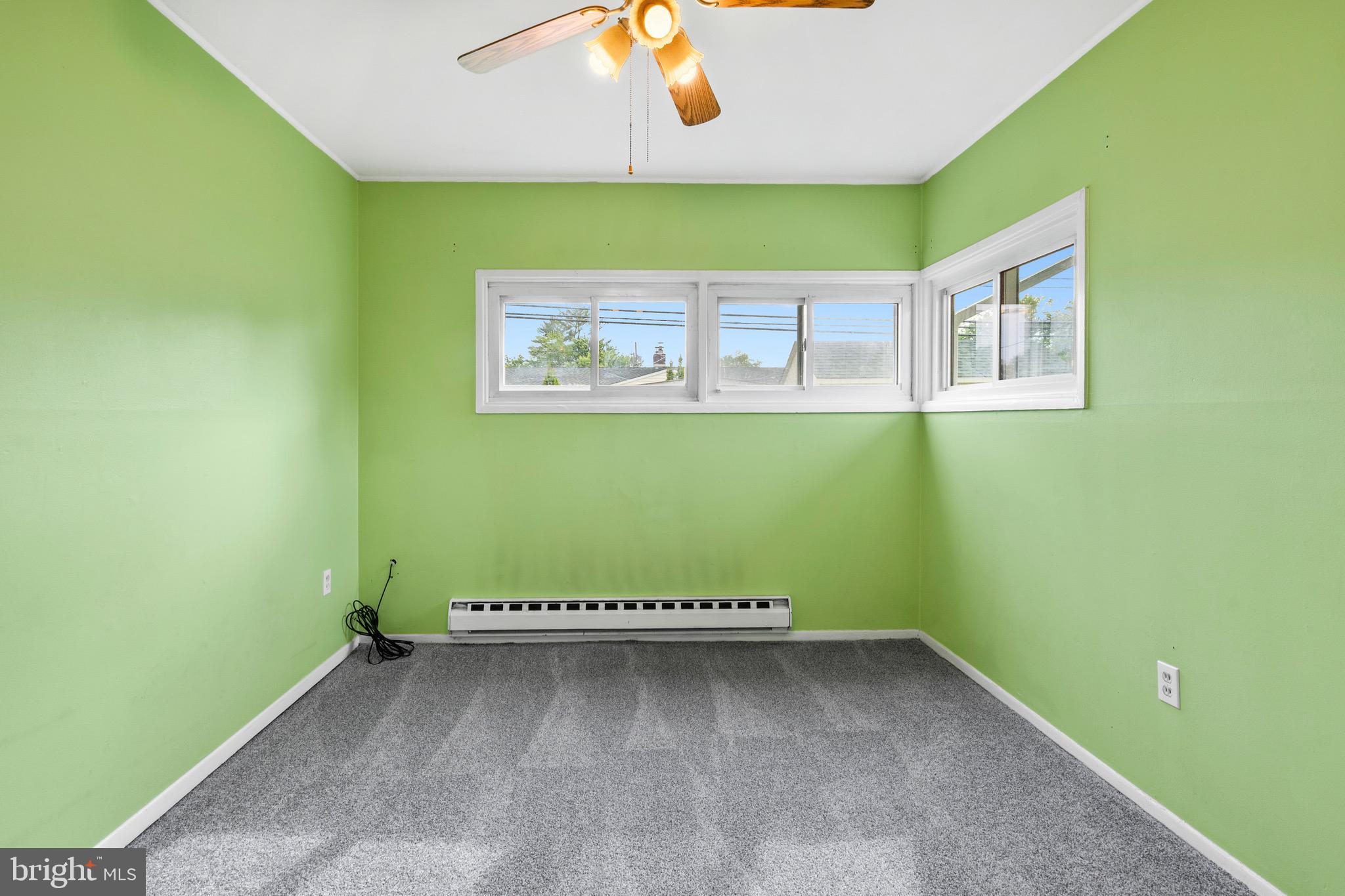 31 Gentle Road Levittown, PA 19057 - Photo 12 of 32 10 by 12