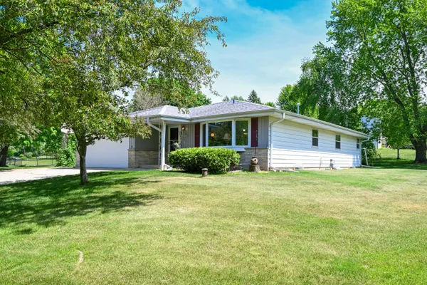 $450,000 | N69-w29463 River Front Drive, Merton, WI 53029