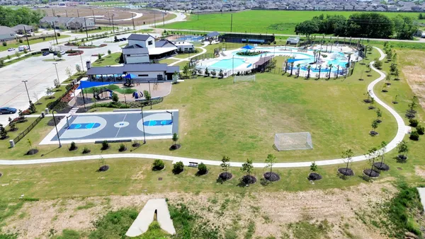 $2,625 | 10315 Malta Trce Drive, Unit B, Rosharon, TX 77583