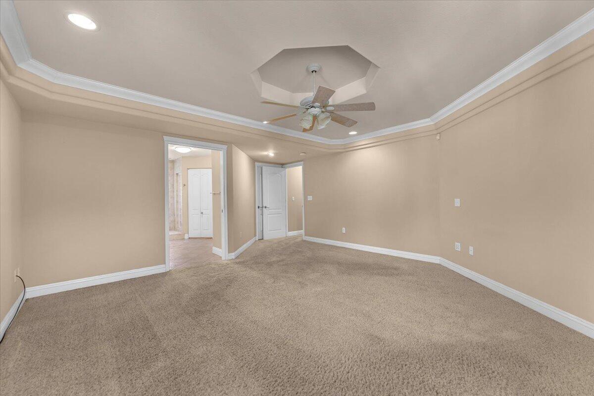 7038 Riata Drive Redding, CA 96002 - Photo 21 of 40 Primary Suite #2