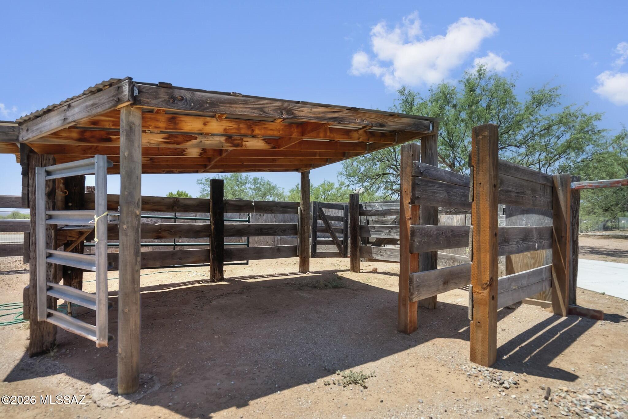 5216 West Arivaca Road Amado, AZ 85645 - Photo 44 of 50 Shaded Stalls
