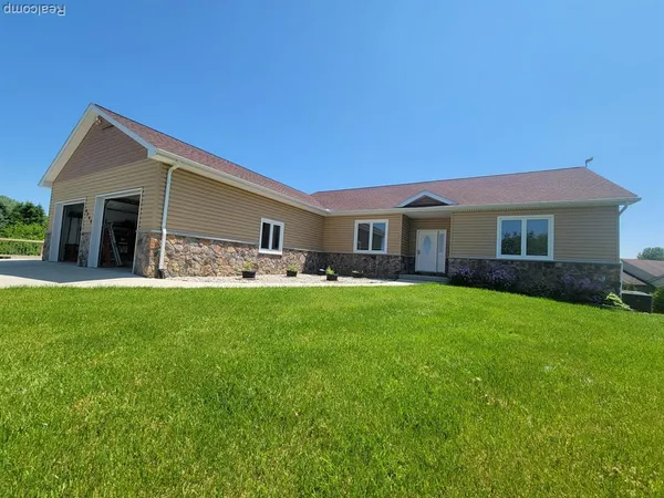 $569,000 | 4266 McCandlish Road, Grand Blanc, MI 48439