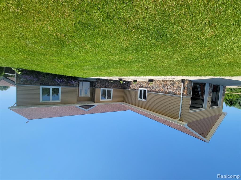 4266 McCandlish Road Grand Blanc, MI 48439 - Photo 1 of 68