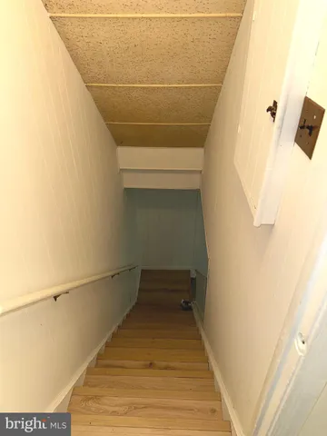 $495,000 | 14812 Smethwick Place, Centreville, VA 20120