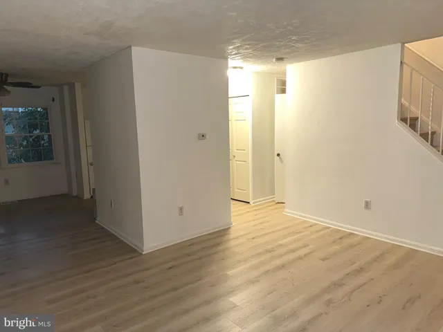 $495,000 | 14812 Smethwick Place, Centreville, VA 20120