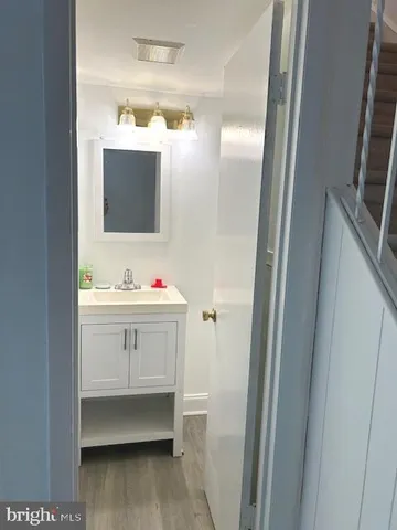 $495,000 | 14812 Smethwick Place, Centreville, VA 20120