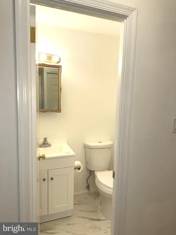 $495,000 | 14812 Smethwick Place, Centreville, VA 20120