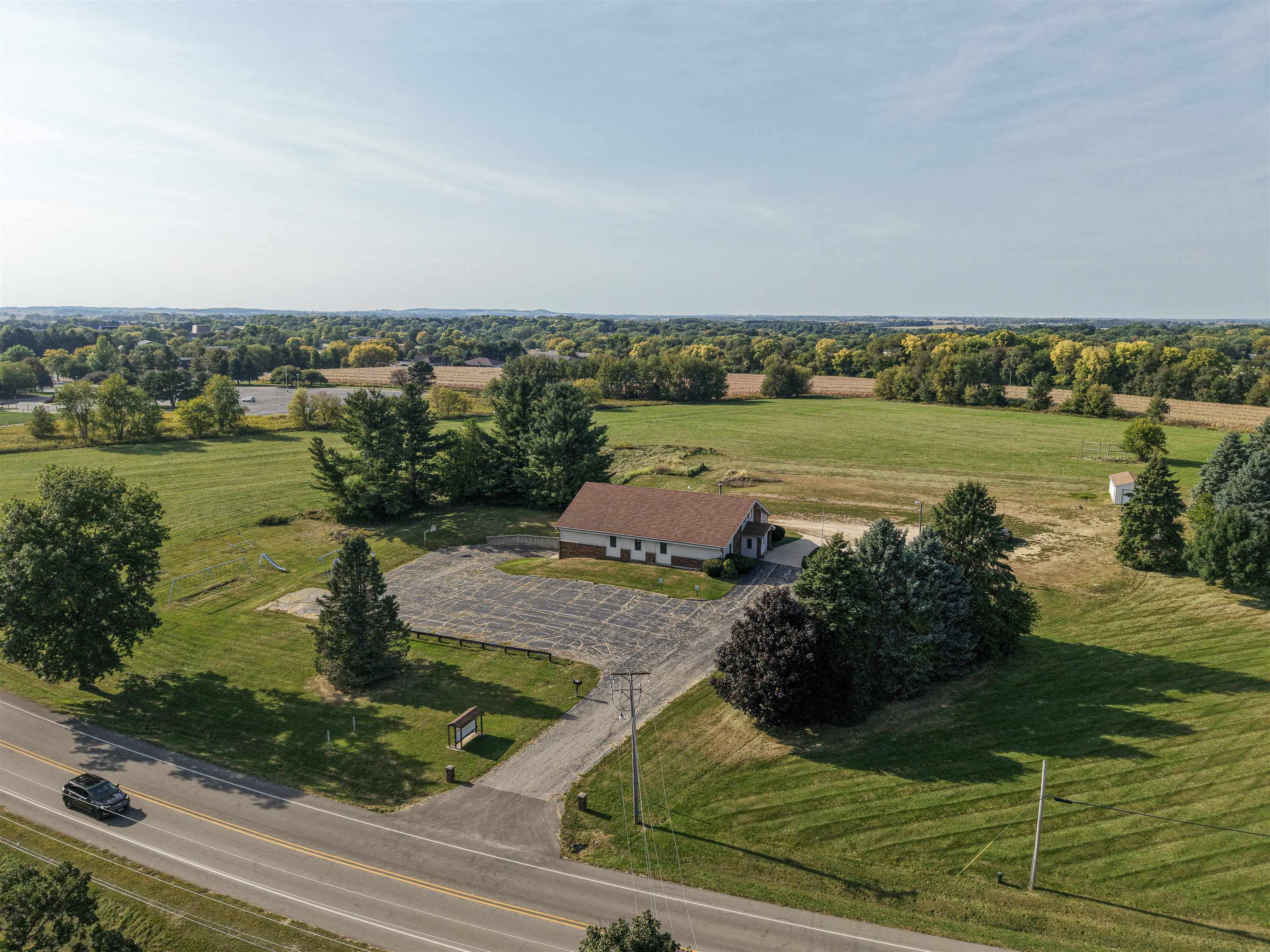 2810 West Pearl City Road Freeport, IL 61032 - Photo 11 of 16 Gallery Image 11