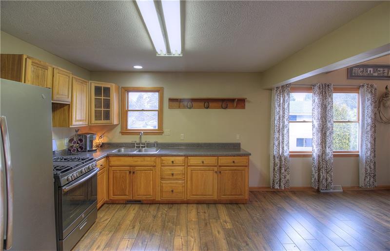 800 Planter Drive Rochester, PA 15074 - Photo 7 of 24