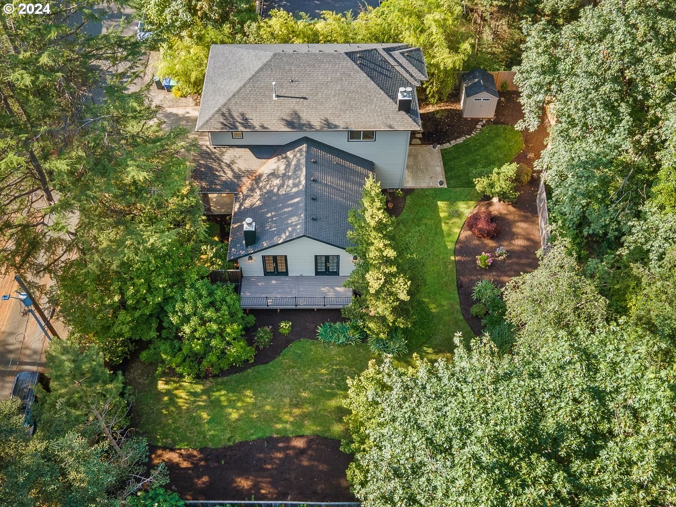 4312 Southwest 40th Avenue Portland, OR 97221 - Photo 3 of 47