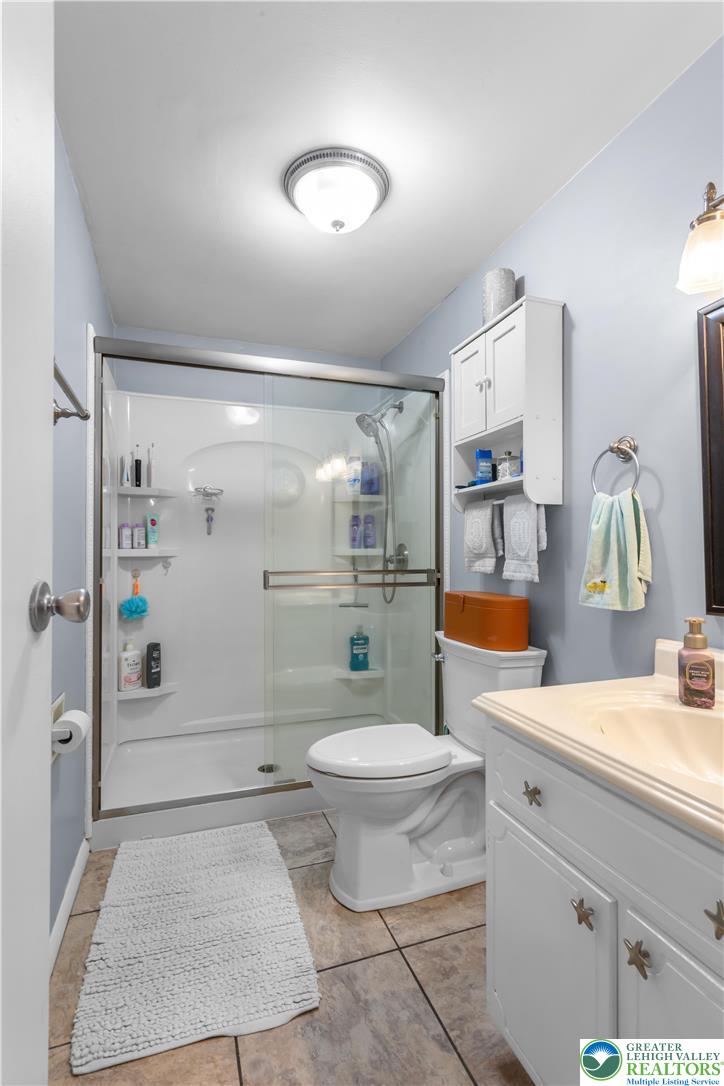 1495 Morgan Hill Road Easton, PA 18042 - Photo 14 of 30