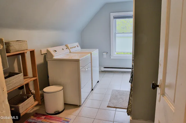 $3,500 | 212 Circular Street, Unit 2, Saratoga Springs, NY 12866