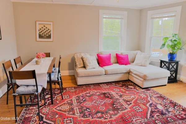 $3,000 | 212 Circular Street, Unit 2, Saratoga Springs, NY 12866