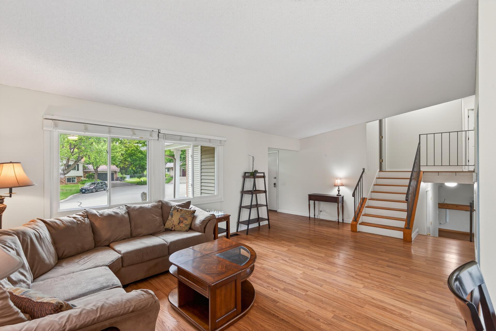 8522 Darnel Road Eden Prairie, MN 55347 - Photo 8 of 55