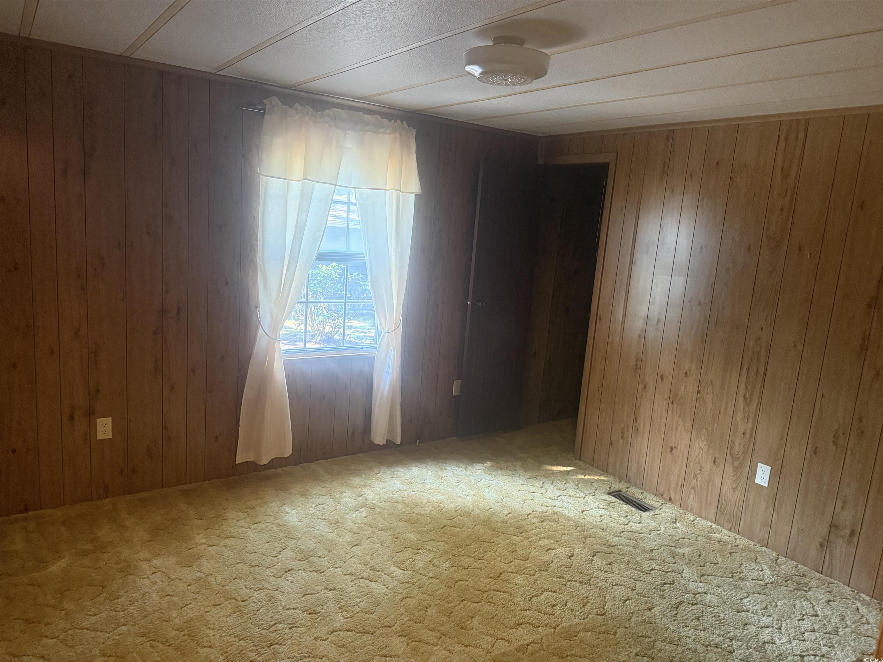 712 Raleigh Trail Murrells Inlet, SC 29576 - Photo 21 of 32 Spacious closet featuring carpet