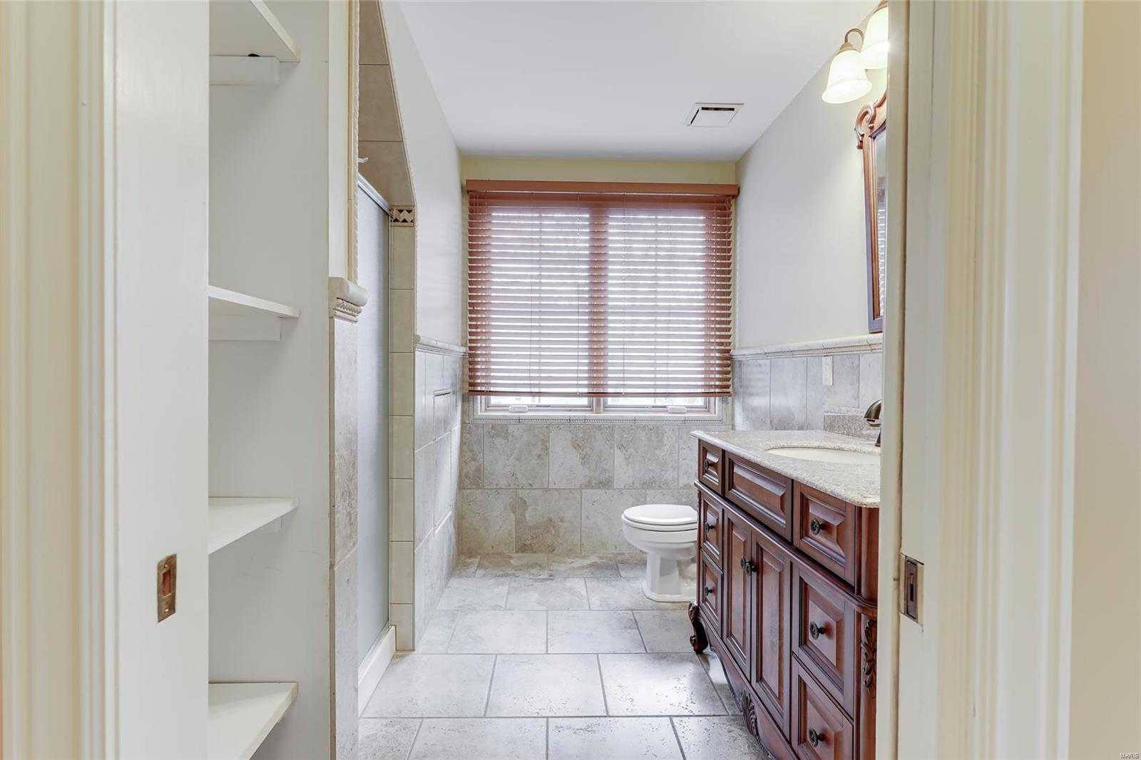 11 Wilson Ridge Court Chesterfield, MO 63005 - Photo 27 of 48 Gallery Image 27