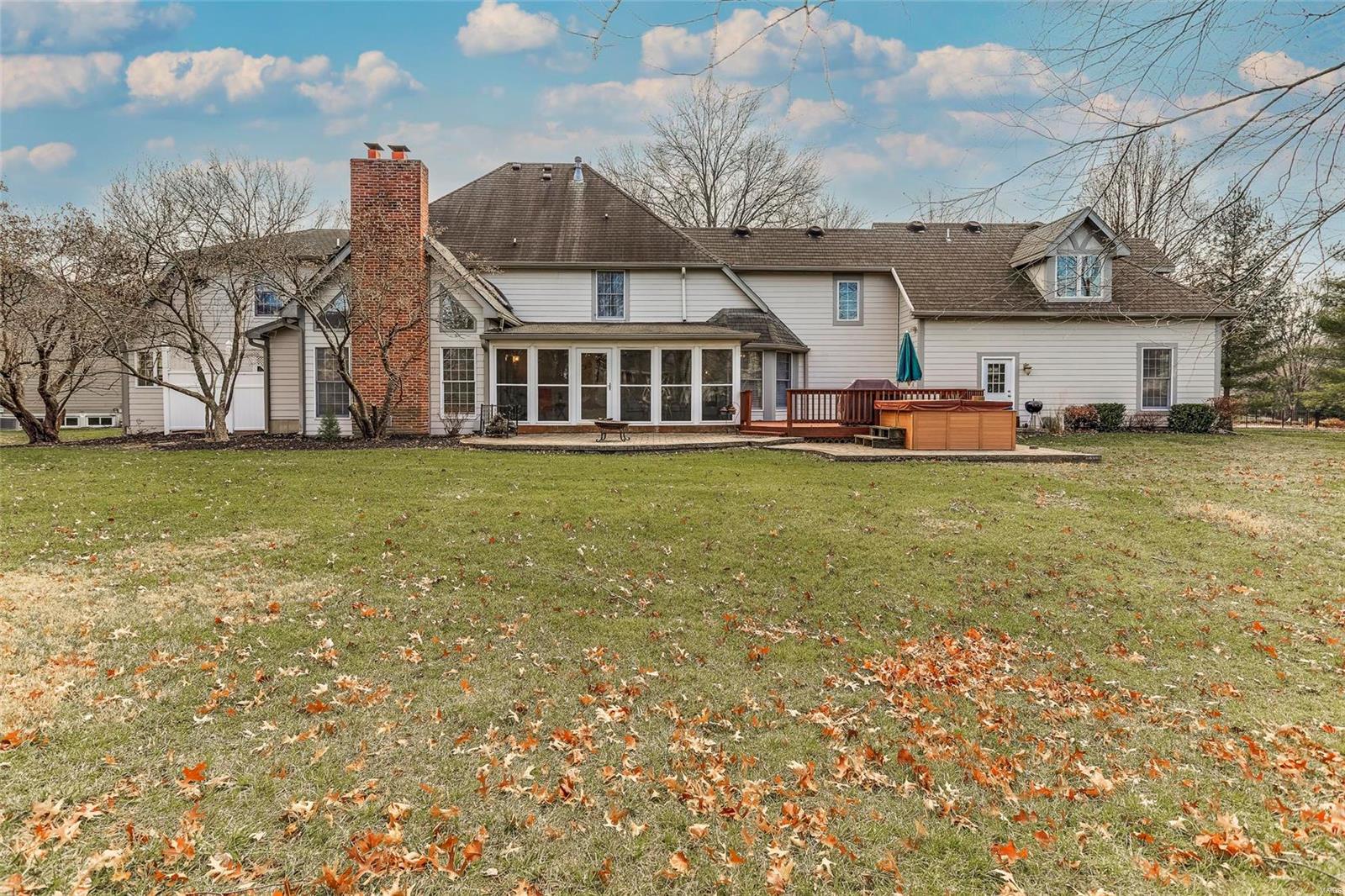 11 Wilson Ridge Court Chesterfield, MO 63005 - Photo 4 of 48 Gallery Image 4