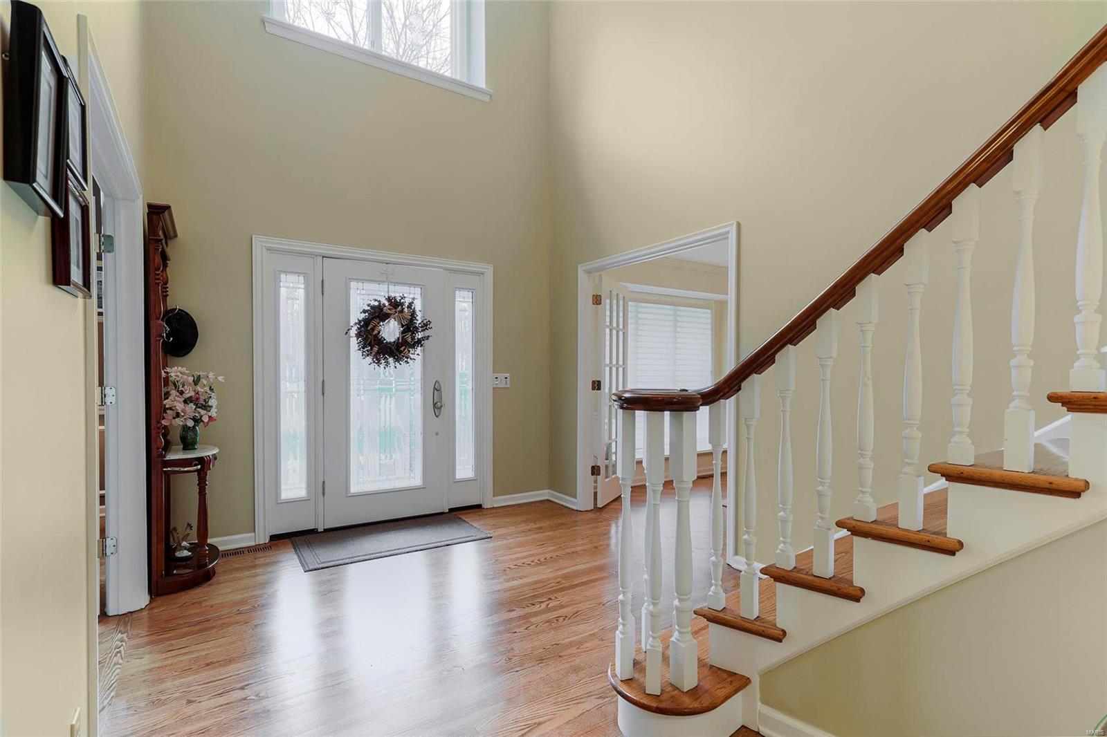 11 Wilson Ridge Court Chesterfield, MO 63005 - Photo 6 of 48 Gallery Image 6