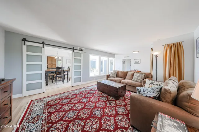 $3,800 | 601 East Forest Hills Drive, Phoenix, AZ 85022