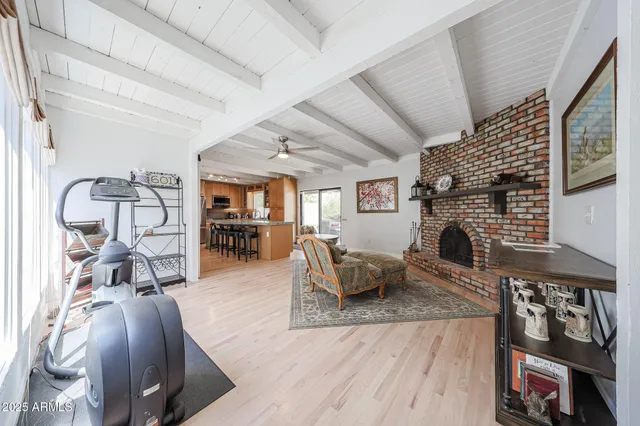 $3,800 | 601 East Forest Hills Drive, Phoenix, AZ 85022