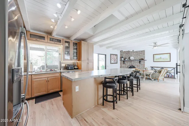 $3,800 | 601 East Forest Hills Drive, Phoenix, AZ 85022