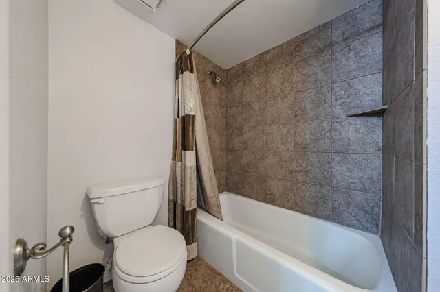 $3,800 | 601 East Forest Hills Drive, Phoenix, AZ 85022