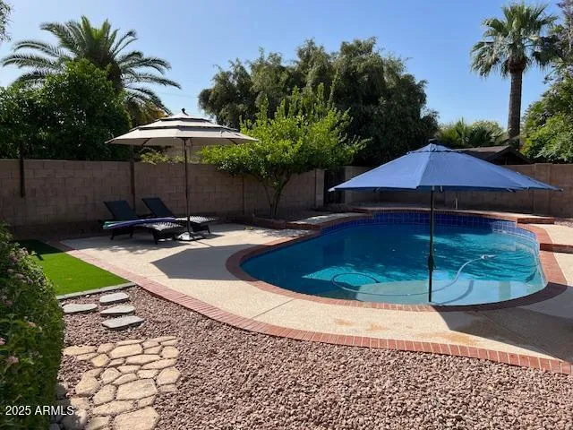 $3,800 | 601 East Forest Hills Drive, Phoenix, AZ 85022