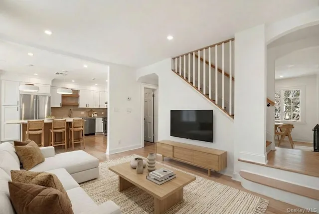 $2,395,000 | 7 Fernwood Avenue, Rye, NY 10580