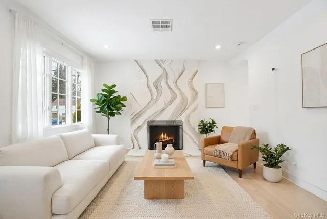 $2,395,000 | 7 Fernwood Avenue, Rye, NY 10580