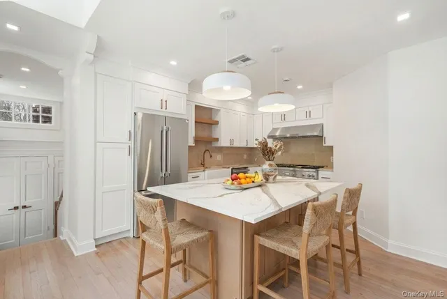 $2,395,000 | 7 Fernwood Avenue, Rye, NY 10580