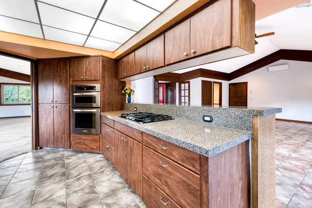 $1,699,000 | 10 Robinhood Drive, Novato, CA 94945