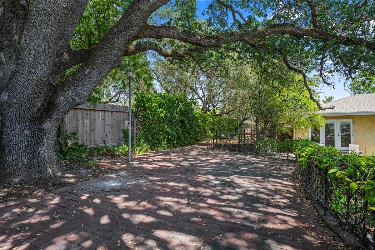 6929 Lisa Marie Way Carmichael, CA 95608 - Photo 37 of 50