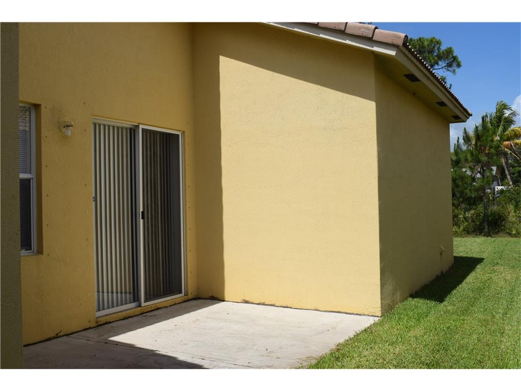 5741 Spanish River Road Fort Pierce, FL 34951 - Photo 17 of 22 Gallery Image 17