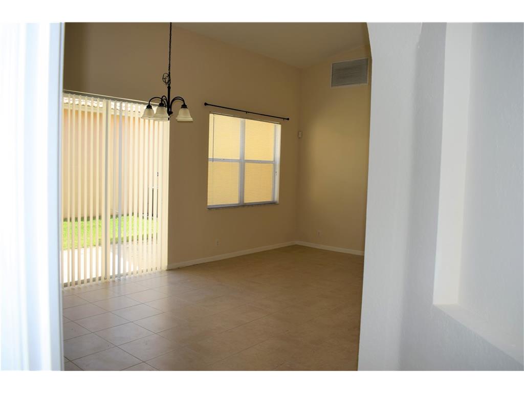 5741 Spanish River Road Fort Pierce, FL 34951 - Photo 7 of 22 Gallery Image 7