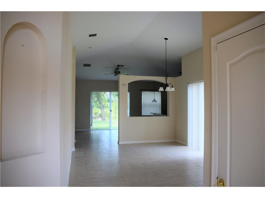 5741 Spanish River Road Fort Pierce, FL 34951 - Photo 8 of 22 Gallery Image 8