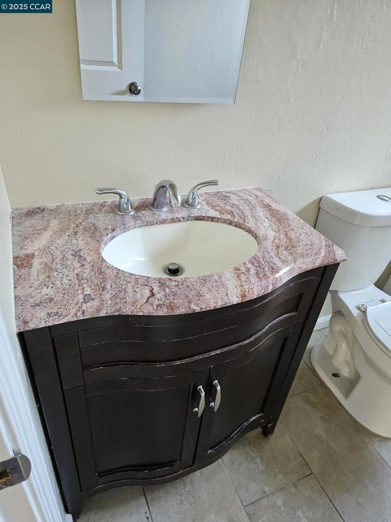 2287 Cuadra Court Pinole, CA 94564 - Photo 5 of 12 a close view of sink