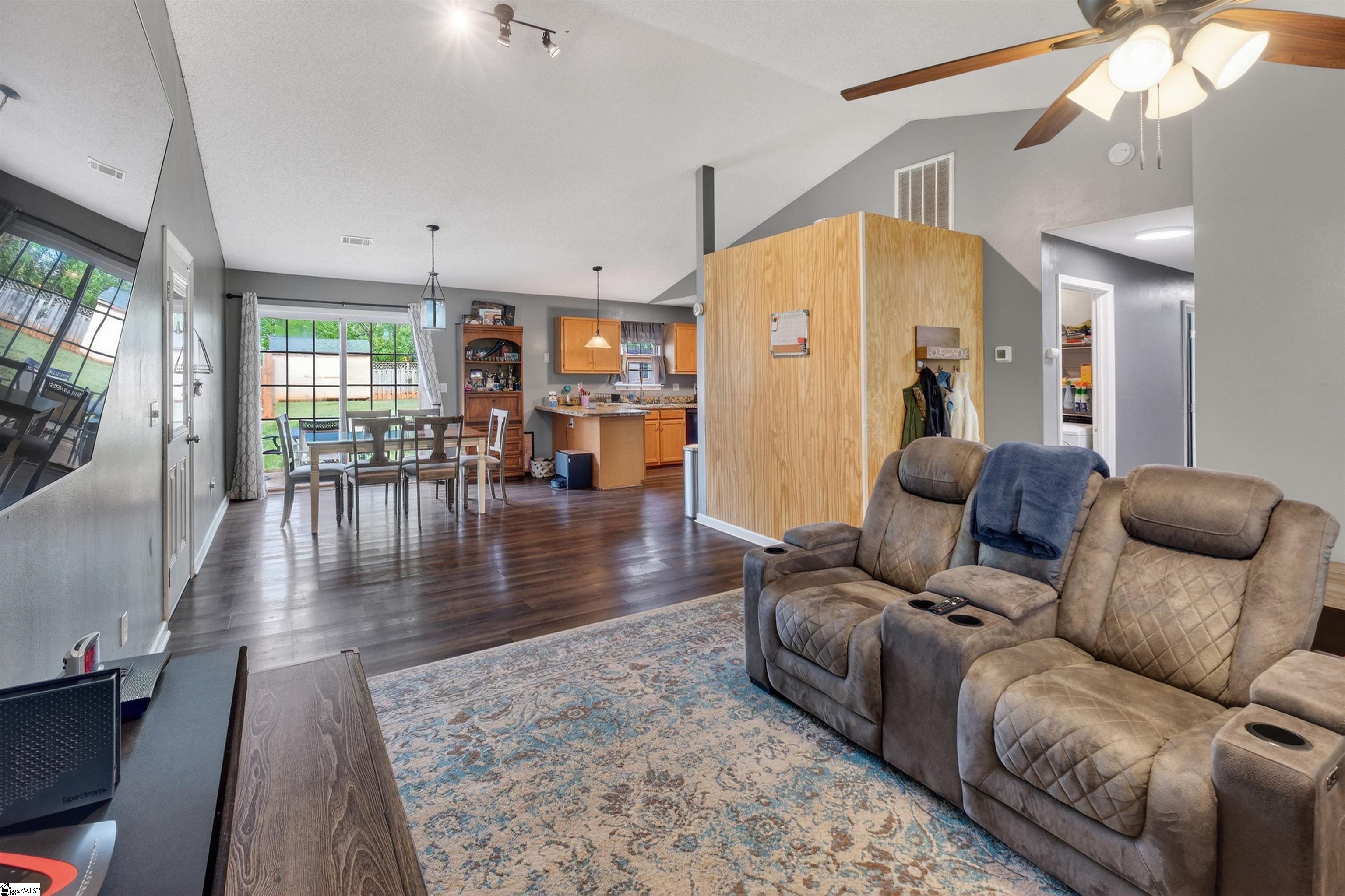 112 Allison Street Lyman, SC 29365 - Photo 8 of 24