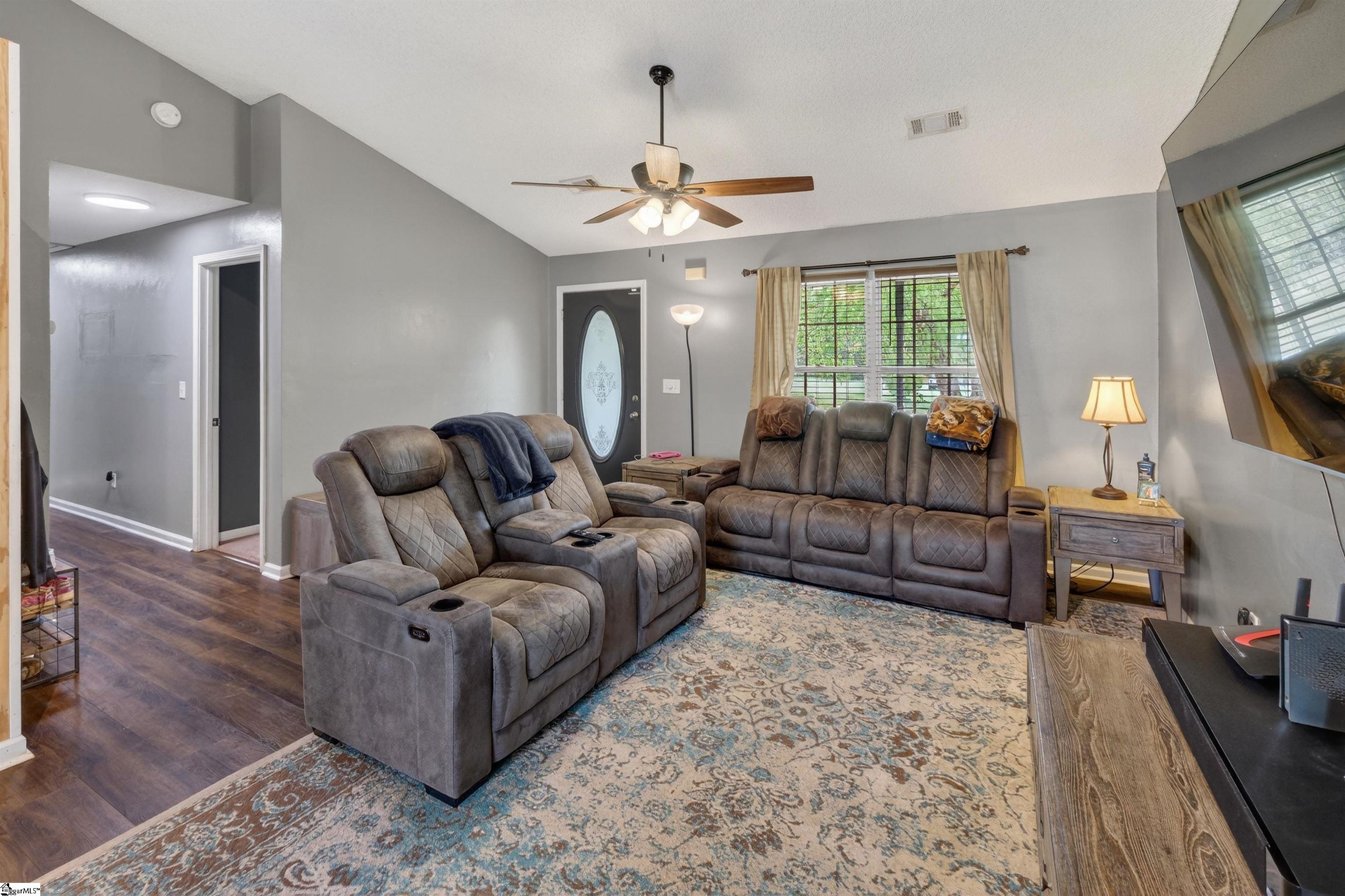 112 Allison Street Lyman, SC 29365 - Photo 9 of 24