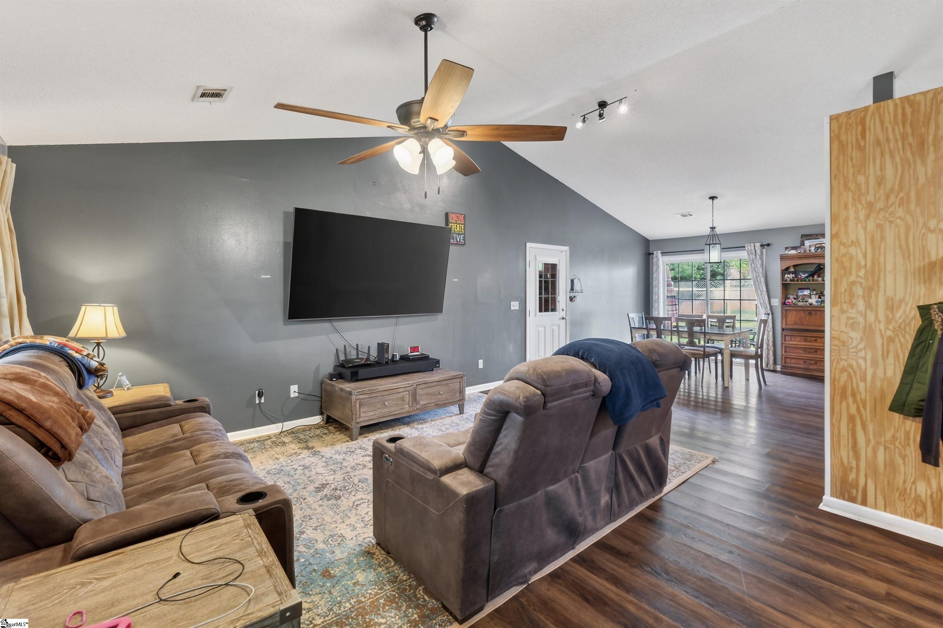 112 Allison Street Lyman, SC 29365 - Photo 10 of 24