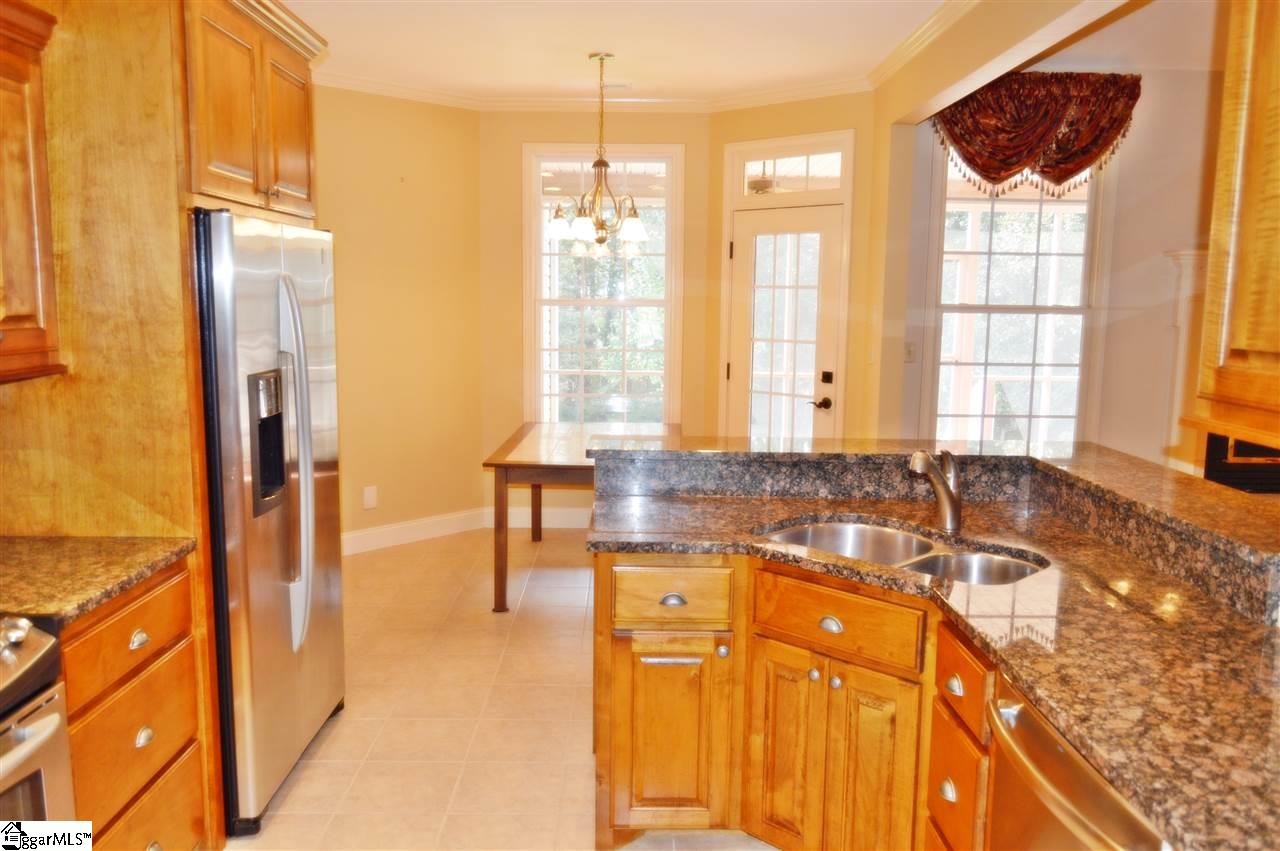 614 Claystone Drive Inman, SC 29349 - Photo 11 of 35 Gallery Image 11