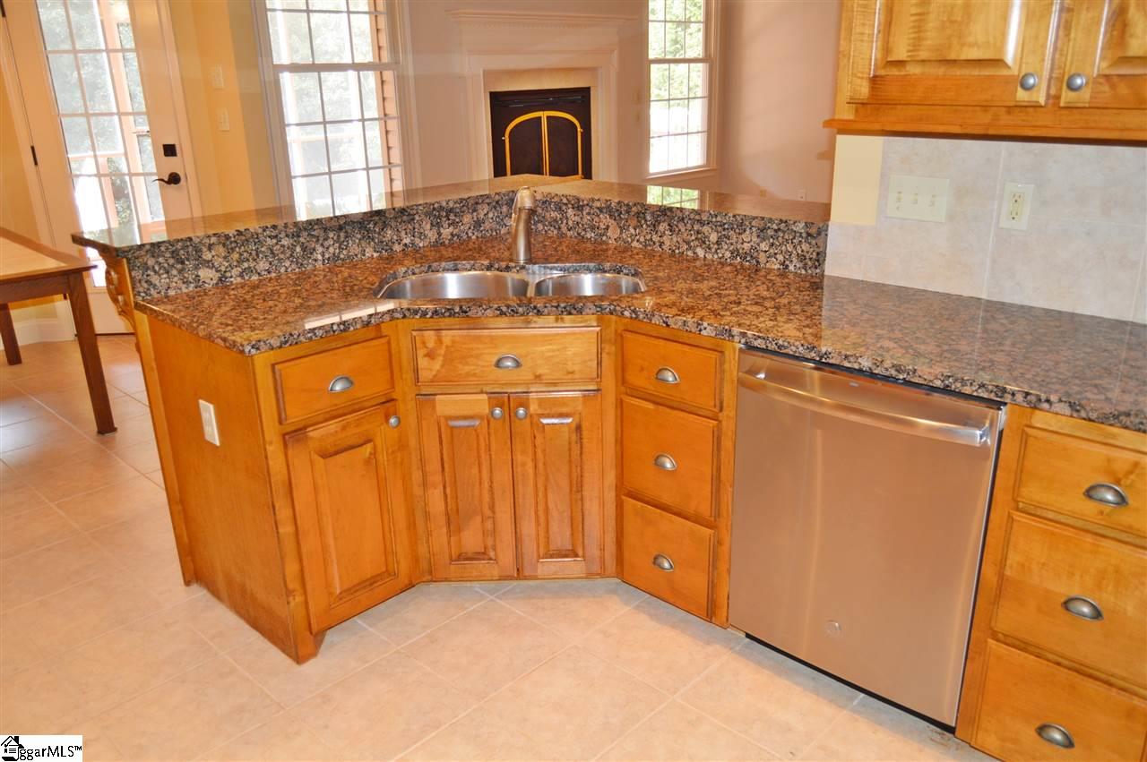 614 Claystone Drive Inman, SC 29349 - Photo 13 of 35 Gallery Image 13