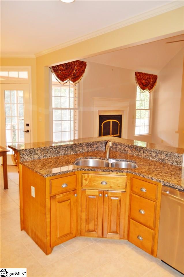 614 Claystone Drive Inman, SC 29349 - Photo 15 of 35 Gallery Image 15