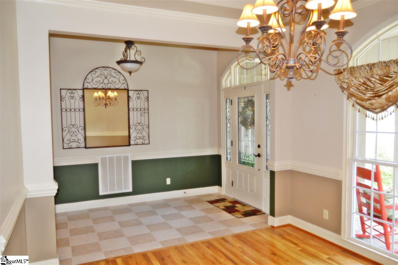 614 Claystone Drive Inman, SC 29349 - Photo 4 of 35 Gallery Image 4