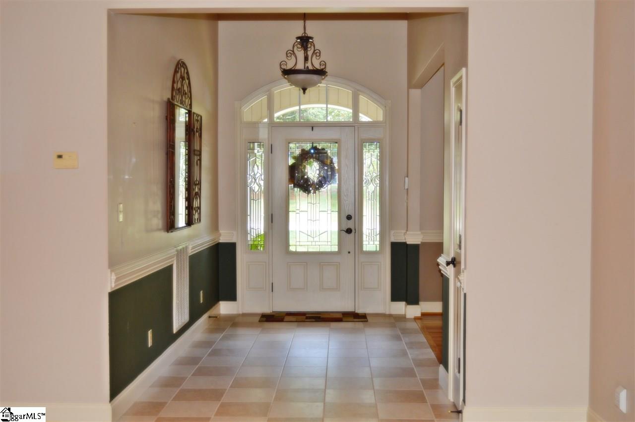 614 Claystone Drive Inman, SC 29349 - Photo 5 of 35 Gallery Image 5