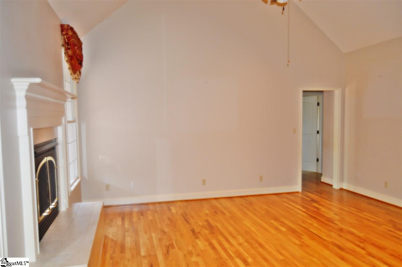614 Claystone Drive Inman, SC 29349 - Photo 9 of 35 Gallery Image 9