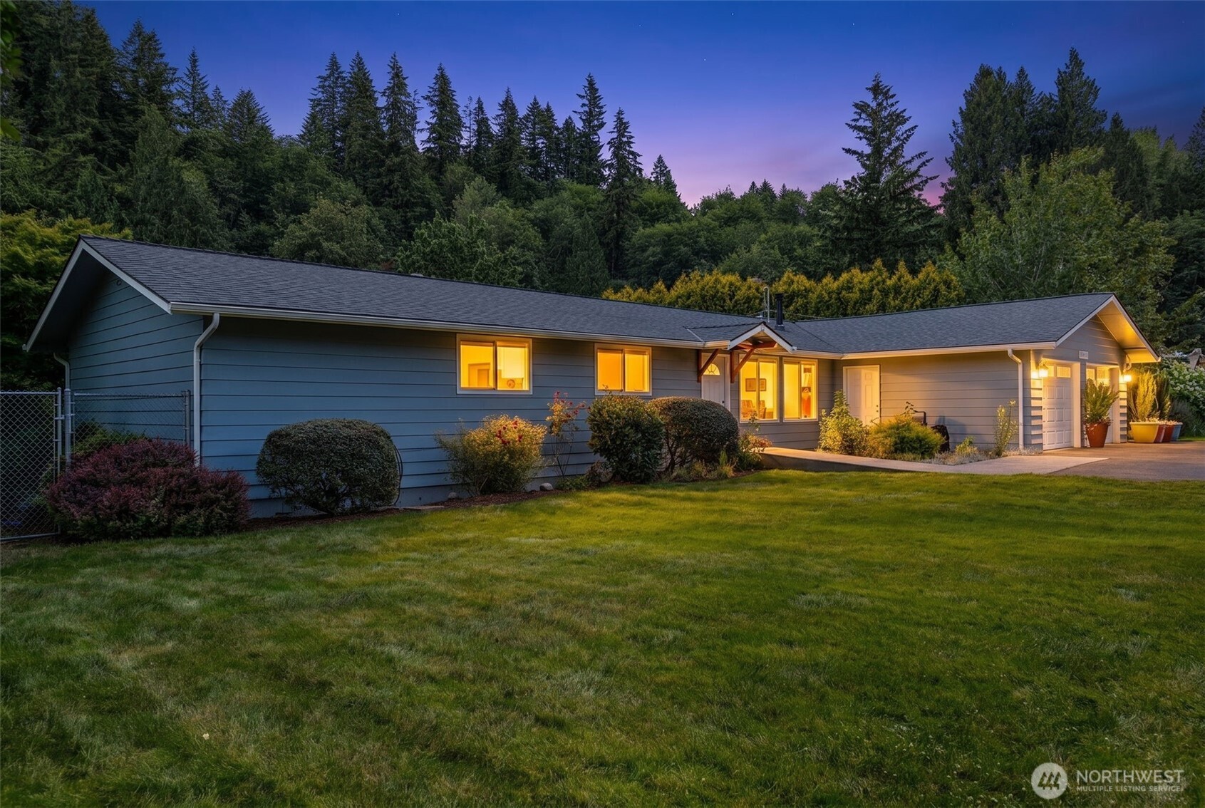 12328 Issaquah-Hobart Road Southeast Issaquah, WA 98027 - Photo 37 of 40