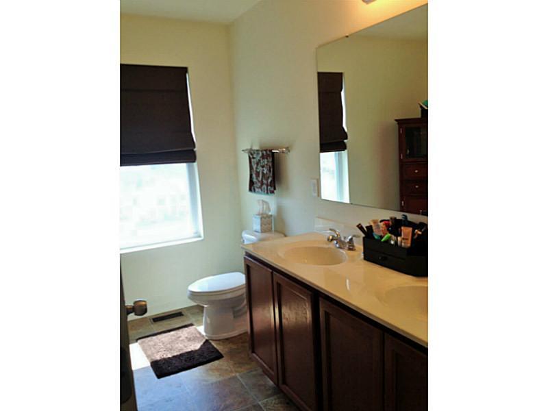 615 Cedar Ridge Drive Apollo, PA 15613 - Photo 15 of 25 Master Bath/Spa.