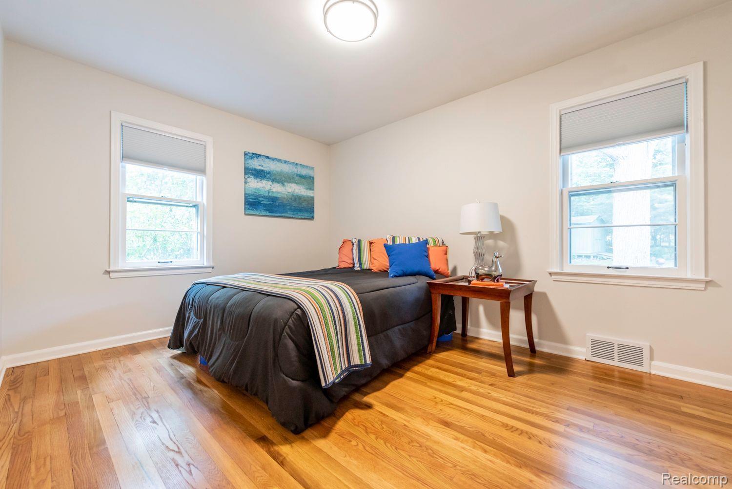 3574 Elizabeth Road Ann Arbor, MI 48103 - Photo 10 of 68 Gallery Image 10