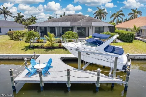 $1,250,000 | 2803 Southwest 25th Terrace, Cape Coral, FL 33914